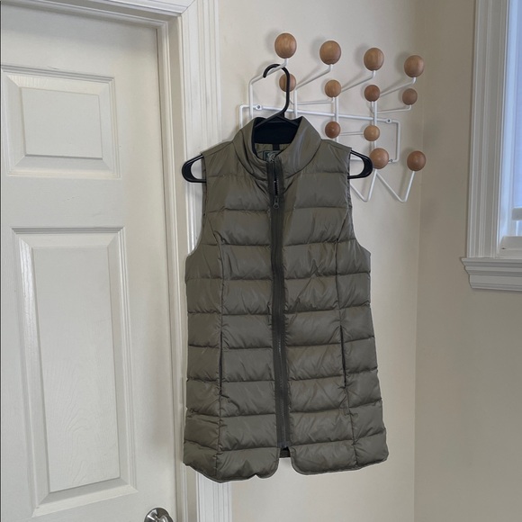 Roots Jackets & Blazers - Roots - Duck Down Filled Puffer Outdoor Vest - Green - XS